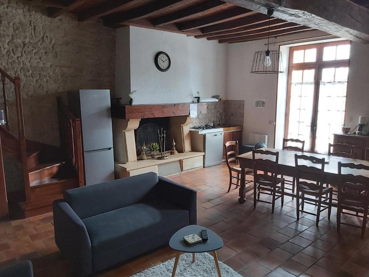 Bed and Breakfast Logis Des Bessons Migron Экстерьер фото