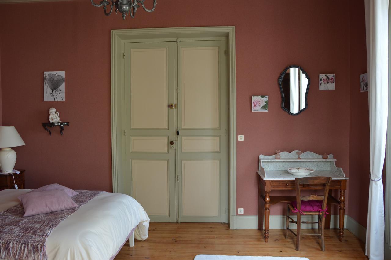 Bed and Breakfast Logis Des Bessons Migron Экстерьер фото